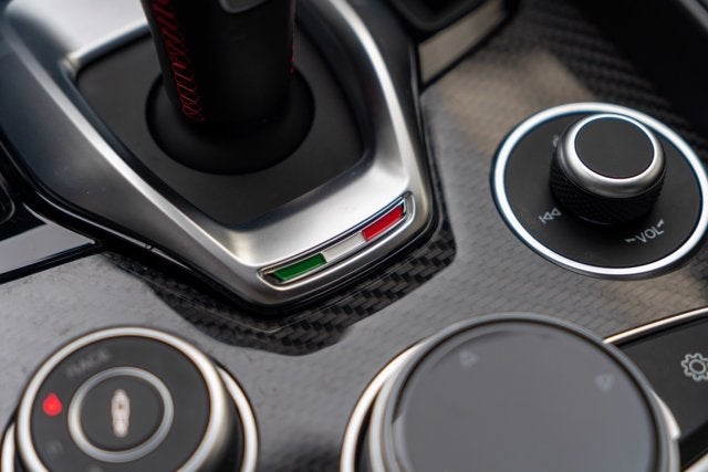 2020 Alfa Romeo Giulia Quadrifoglio