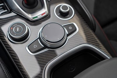 2020 Alfa Romeo Giulia Quadrifoglio