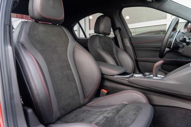 2020 Alfa Romeo Giulia Quadrifoglio
