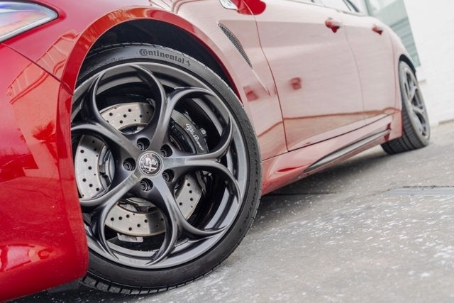 2020 Alfa Romeo Giulia Quadrifoglio