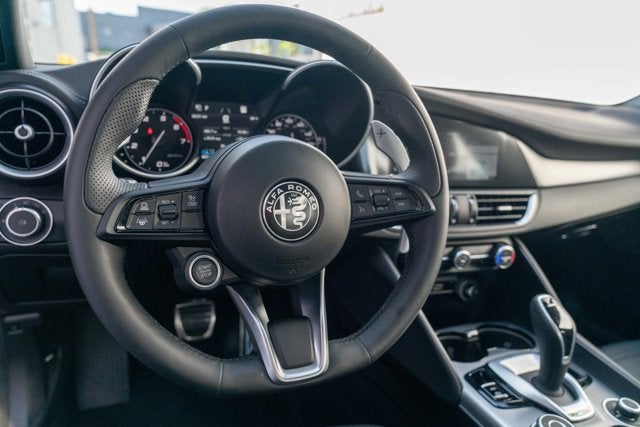 2023 Alfa Romeo Giulia Veloce