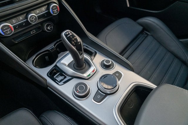 2023 Alfa Romeo Giulia Veloce