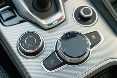 2023 Alfa Romeo Giulia Veloce