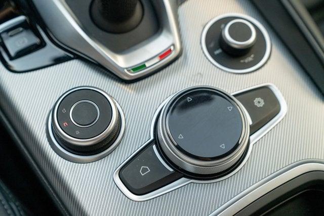 2023 Alfa Romeo Giulia Veloce