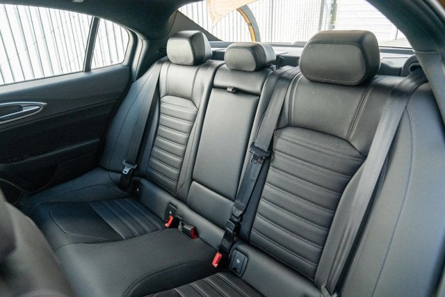 2023 Alfa Romeo Giulia Veloce