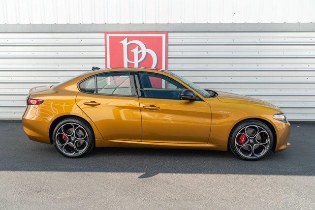 2023 Alfa Romeo Giulia Veloce