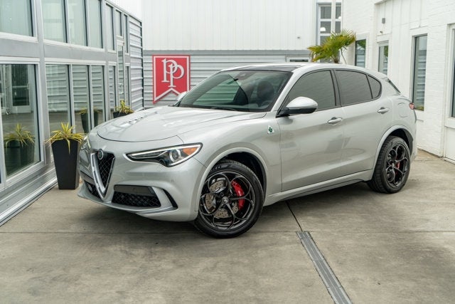 2018 Alfa Romeo Stelvio Quadrifoglio AWD