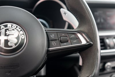 2024 Alfa Romeo Stelvio Quadrifoglio