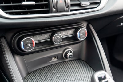 2024 Alfa Romeo Stelvio Quadrifoglio