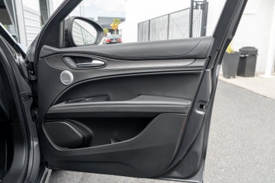 2024 Alfa Romeo Stelvio Quadrifoglio