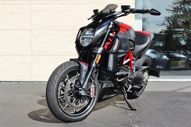 2012 Ducati Diavel Carbon