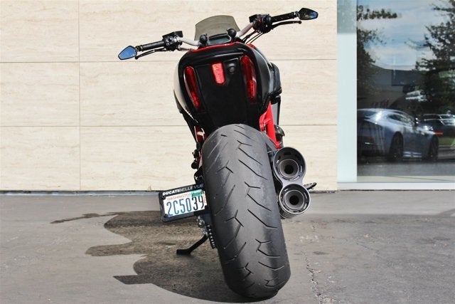 2012 Ducati Diavel Carbon