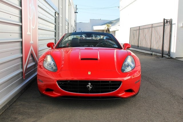 2011 Ferrari California 2dr Conv