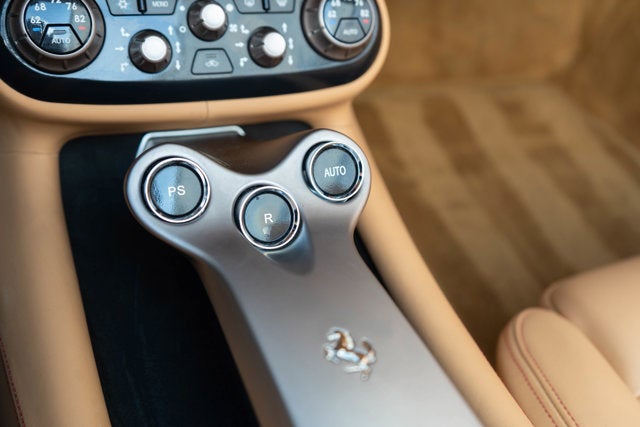 2010 Ferrari California 2dr Conv