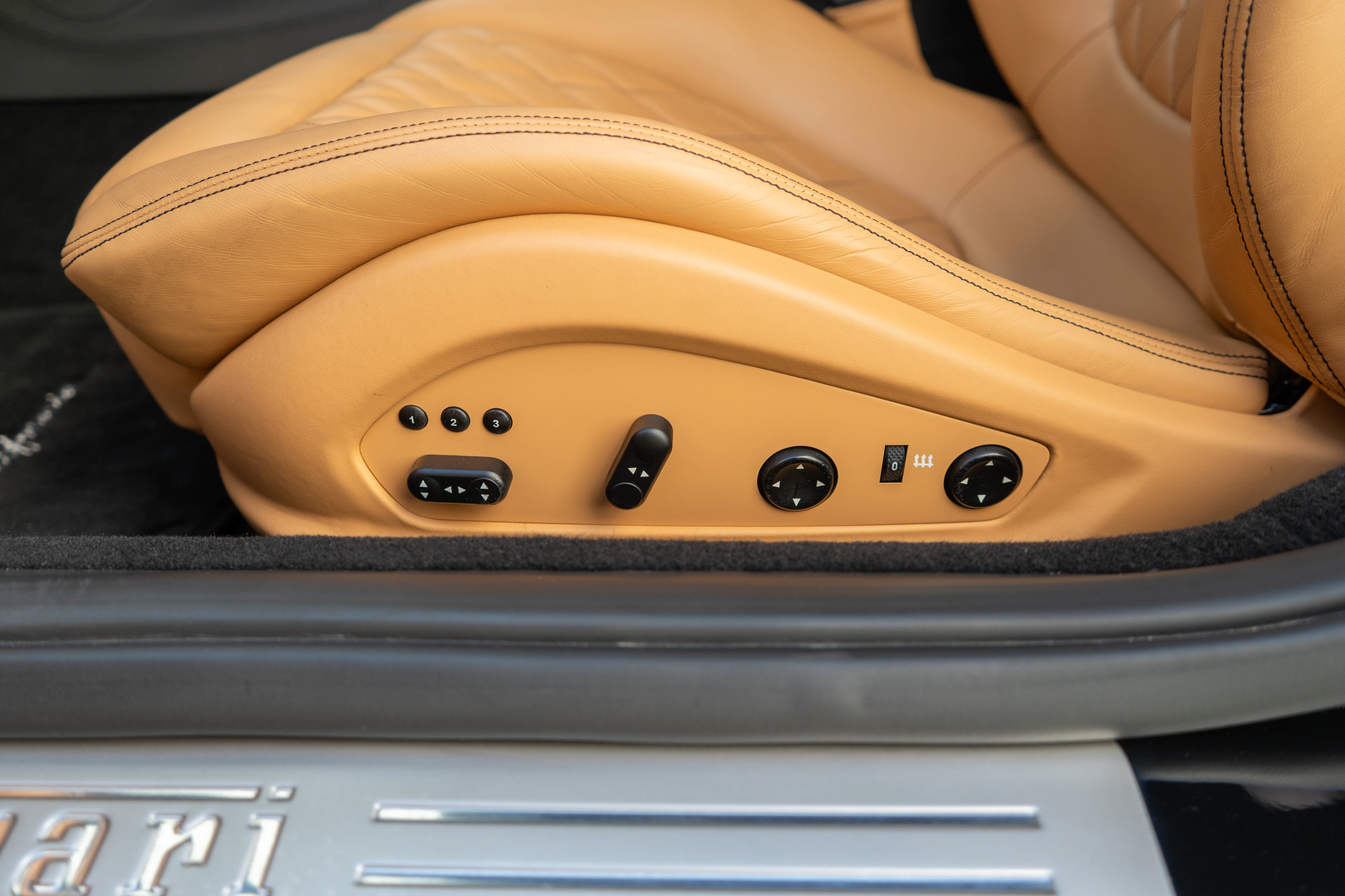 2011 Ferrari California 2dr Conv