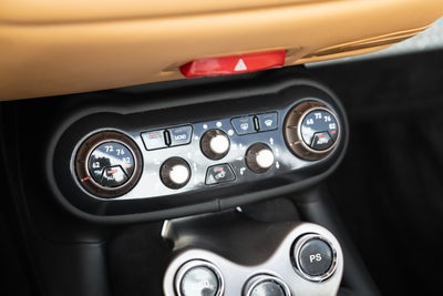 2011 Ferrari California 2dr Conv