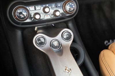 2011 Ferrari California 2dr Conv