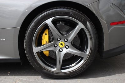 2012 Ferrari FF 2dr HB
