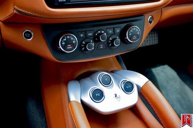 2012 Ferrari FF 2dr HB