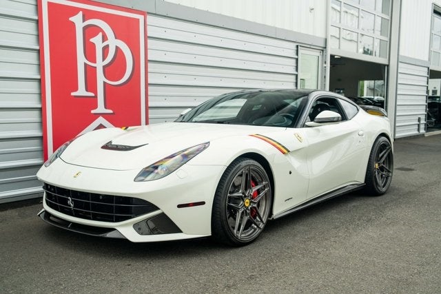 2015 Ferrari F12berlinetta Novitec Rosso