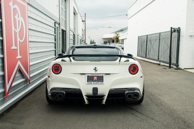 2015 Ferrari F12berlinetta Novitec Rosso