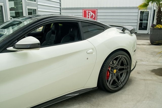2015 Ferrari F12berlinetta Novitec Rosso