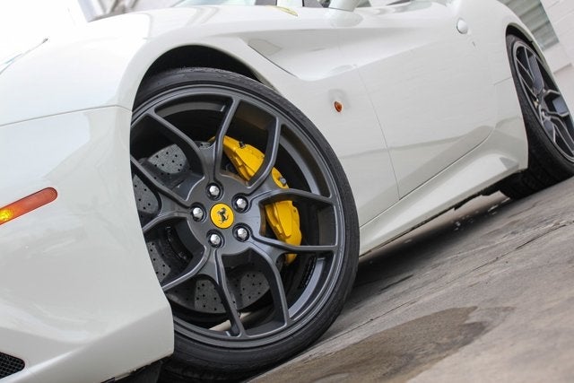 2016 Ferrari California T