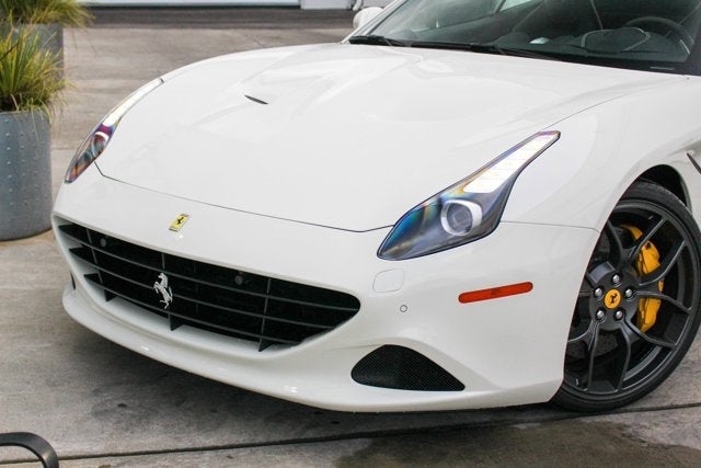 2016 Ferrari California T