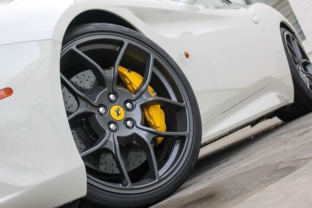 2016 Ferrari California T