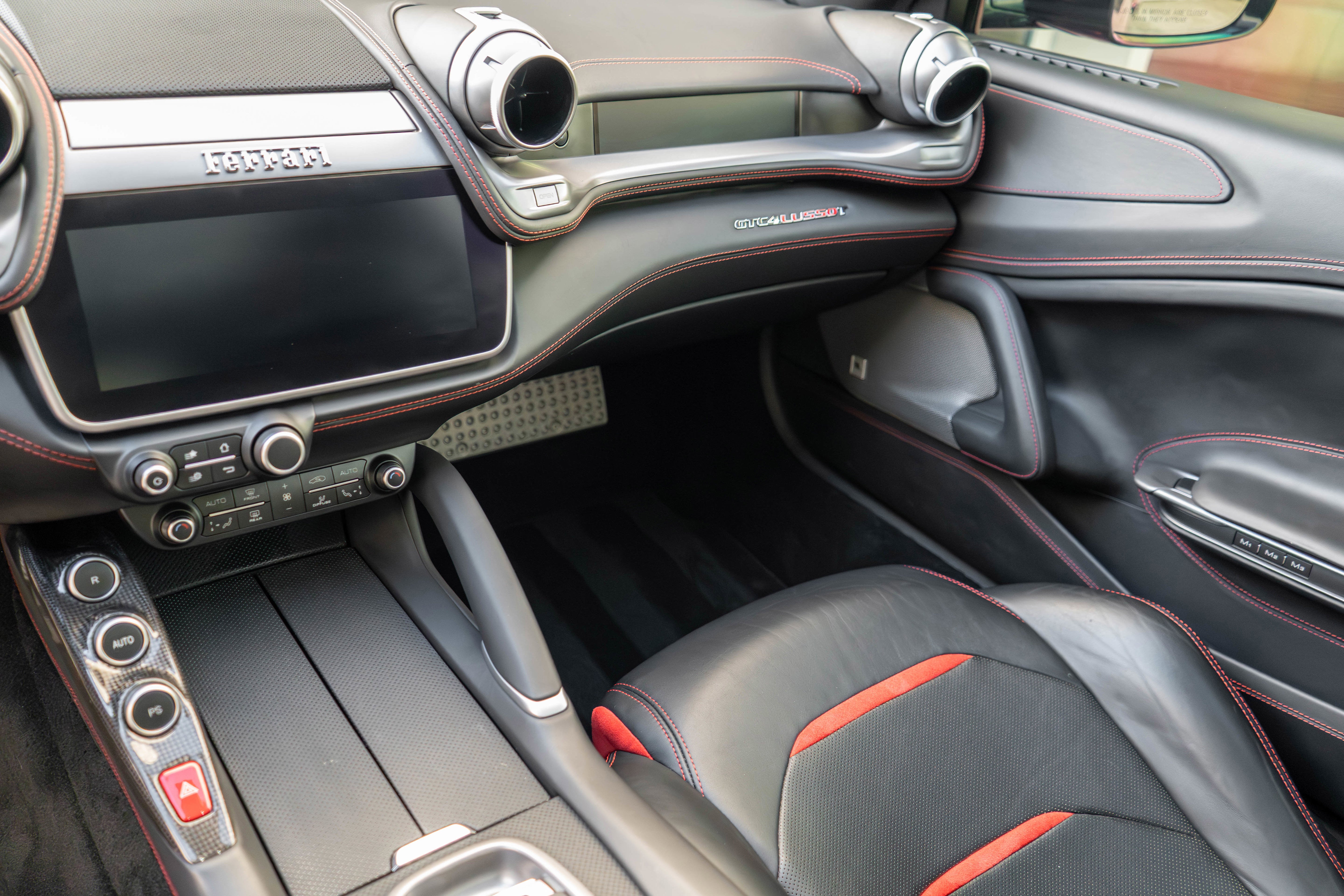 2018 Ferrari GTC4Lusso T