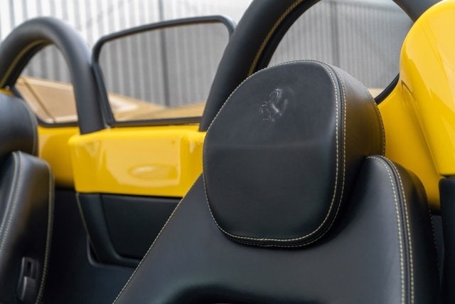 2001 Ferrari 360 Spider Base
