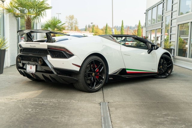 2019 Lamborghini Huracan Performante