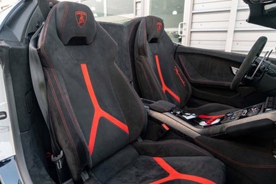 2019 Lamborghini Huracan Performante