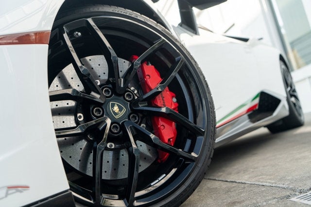 2019 Lamborghini Huracan Performante