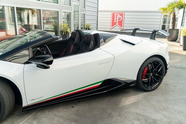2019 Lamborghini Huracan Performante