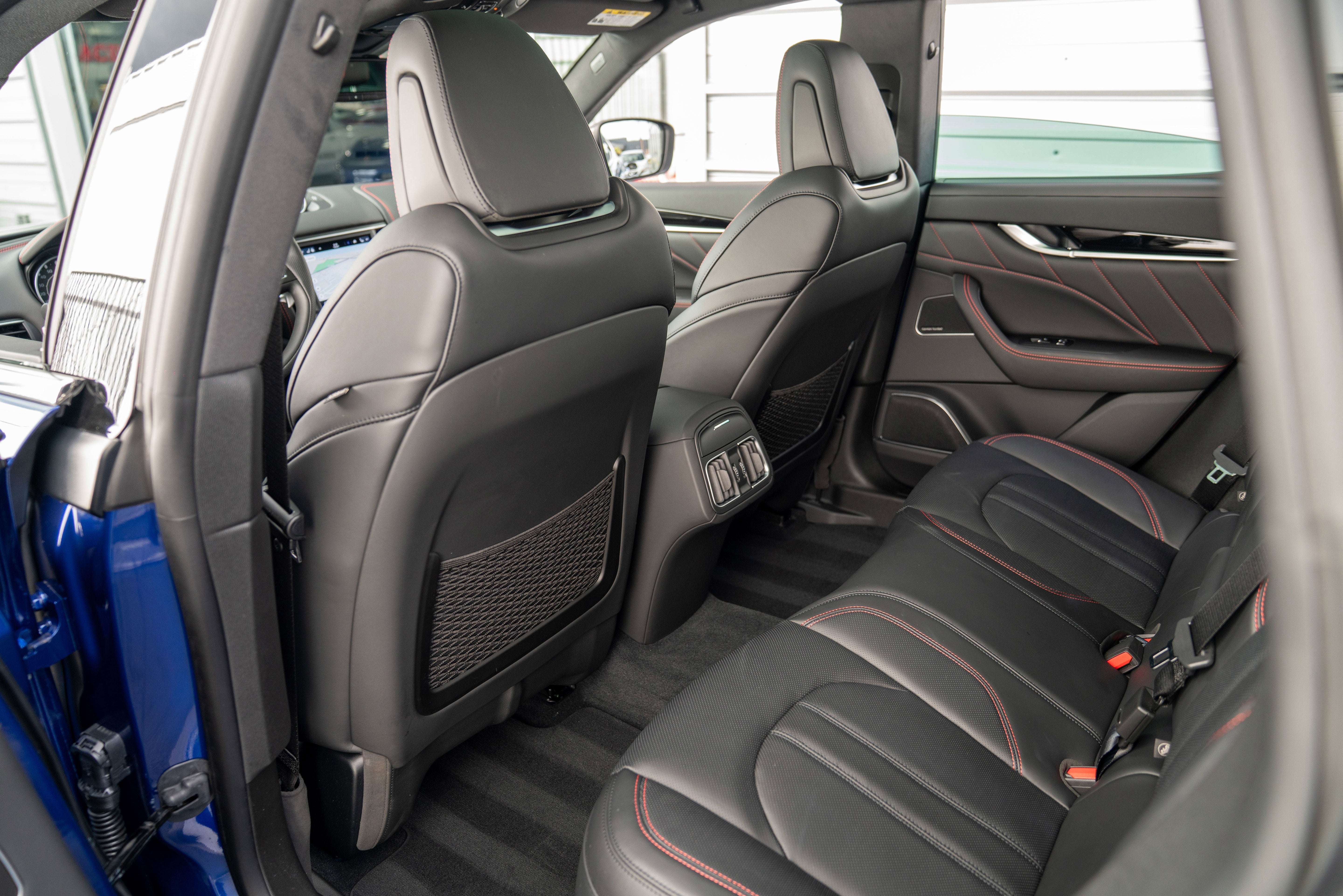 2024 Maserati Levante GT Ultima