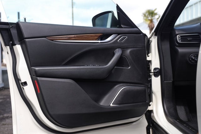 2017 Maserati Levante S