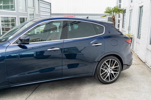 2022 Maserati Levante Modena