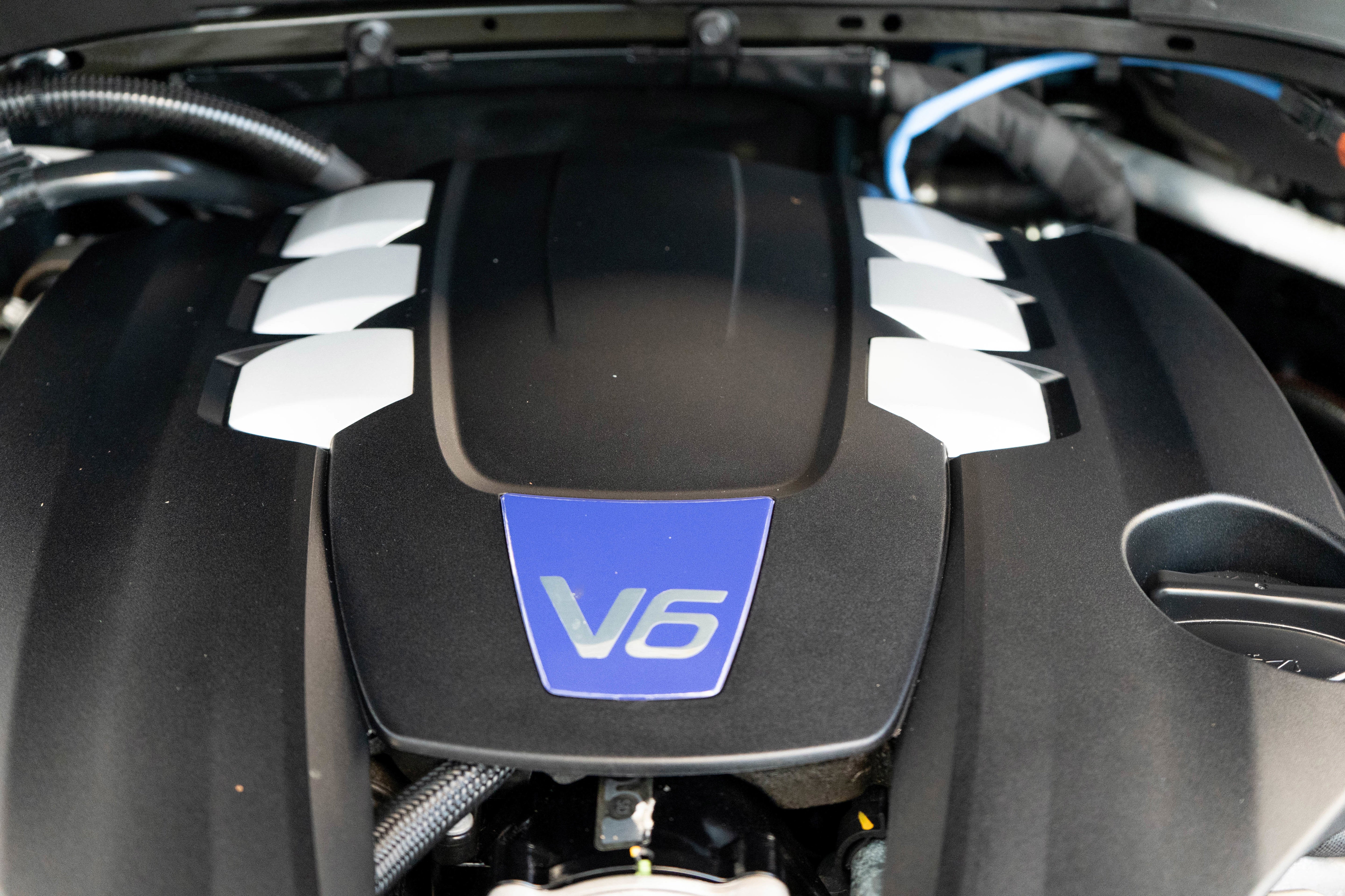 2022 Maserati Levante Tributo