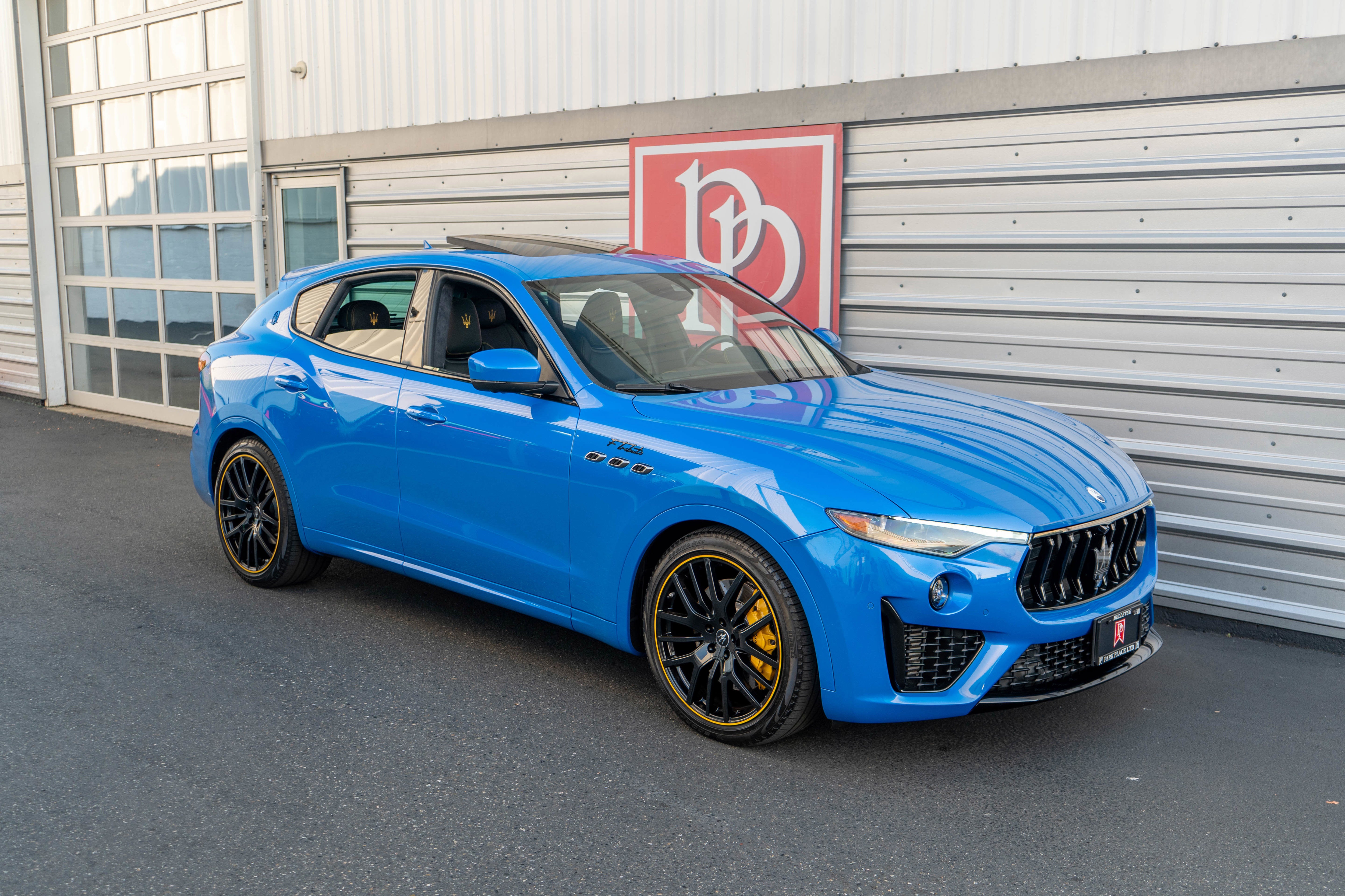 2022 Maserati Levante Tributo