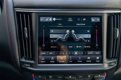 2022 Maserati Levante Trofeo