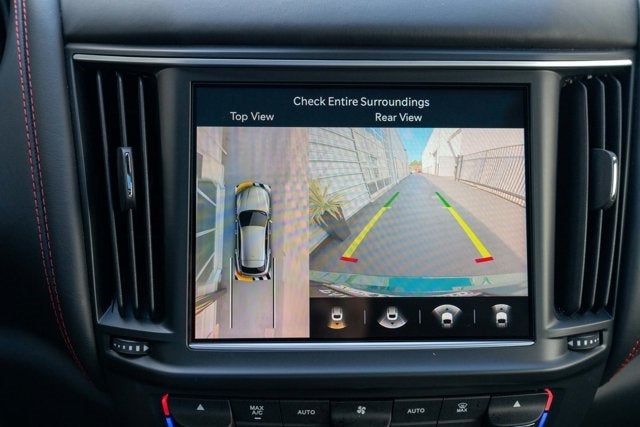 2022 Maserati Levante Trofeo