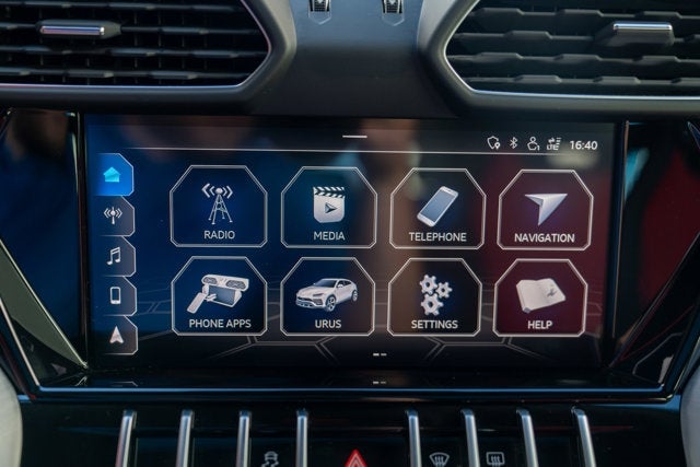 2020 Lamborghini Urus AWD