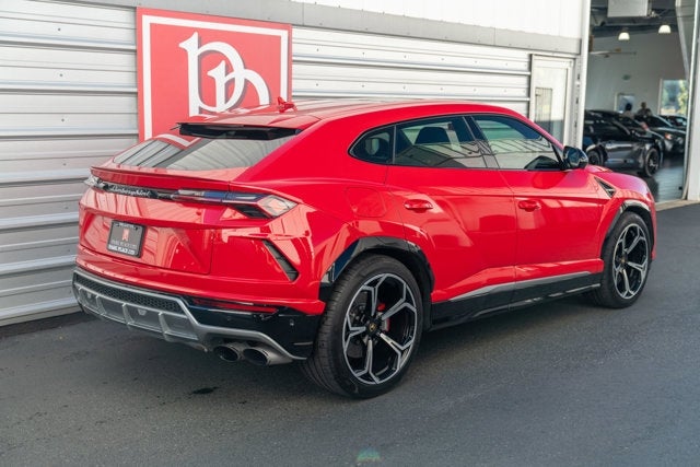 2020 Lamborghini Urus AWD