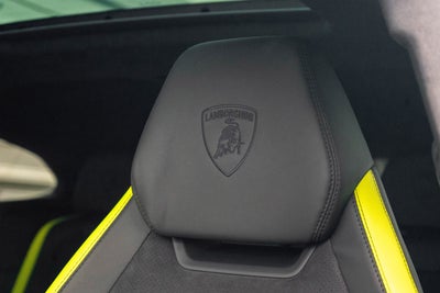 2021 Lamborghini Urus Graphite Capsule