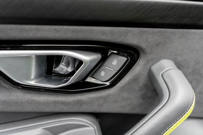 2021 Lamborghini Urus Graphite Capsule