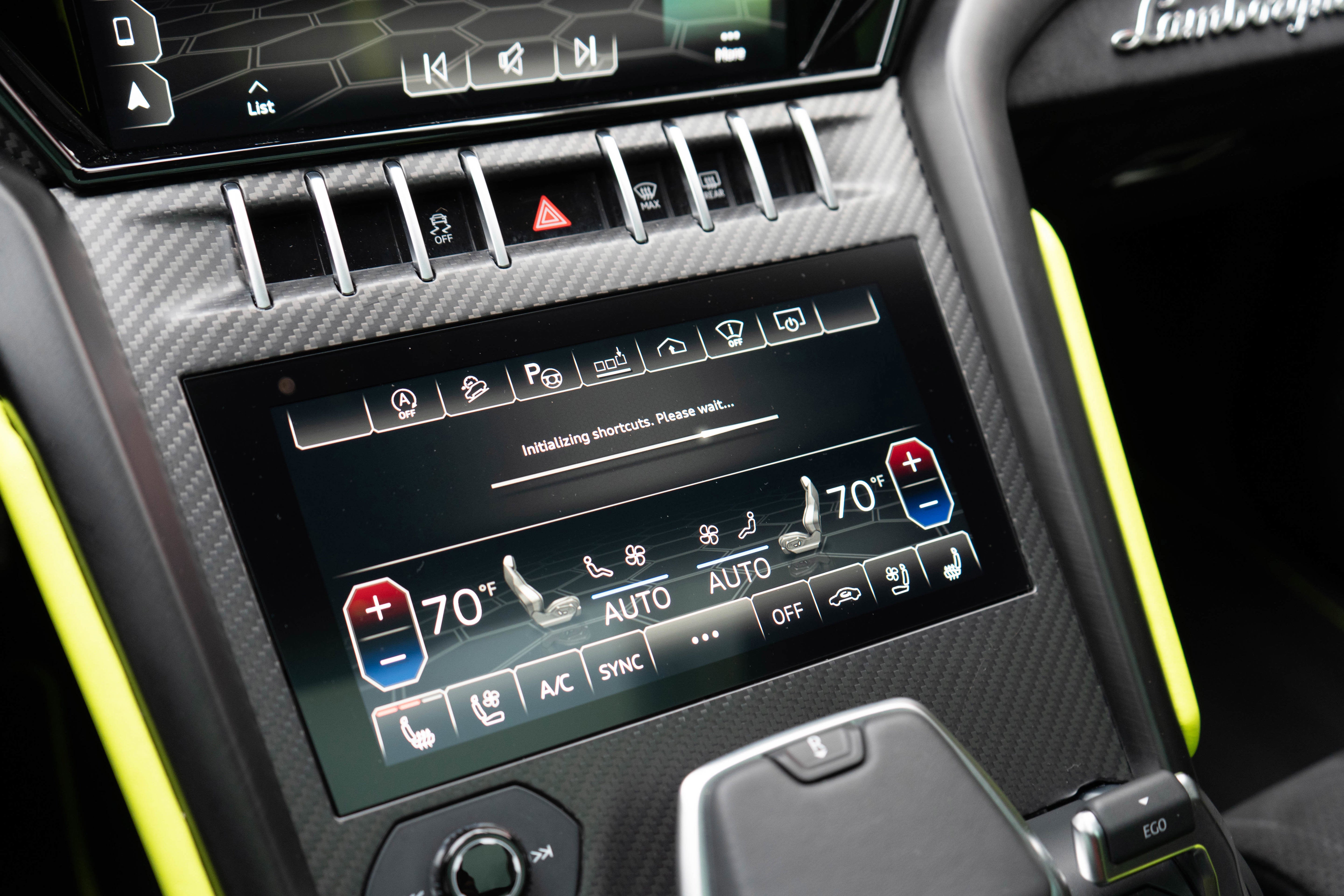 2021 Lamborghini Urus Graphite Capsule