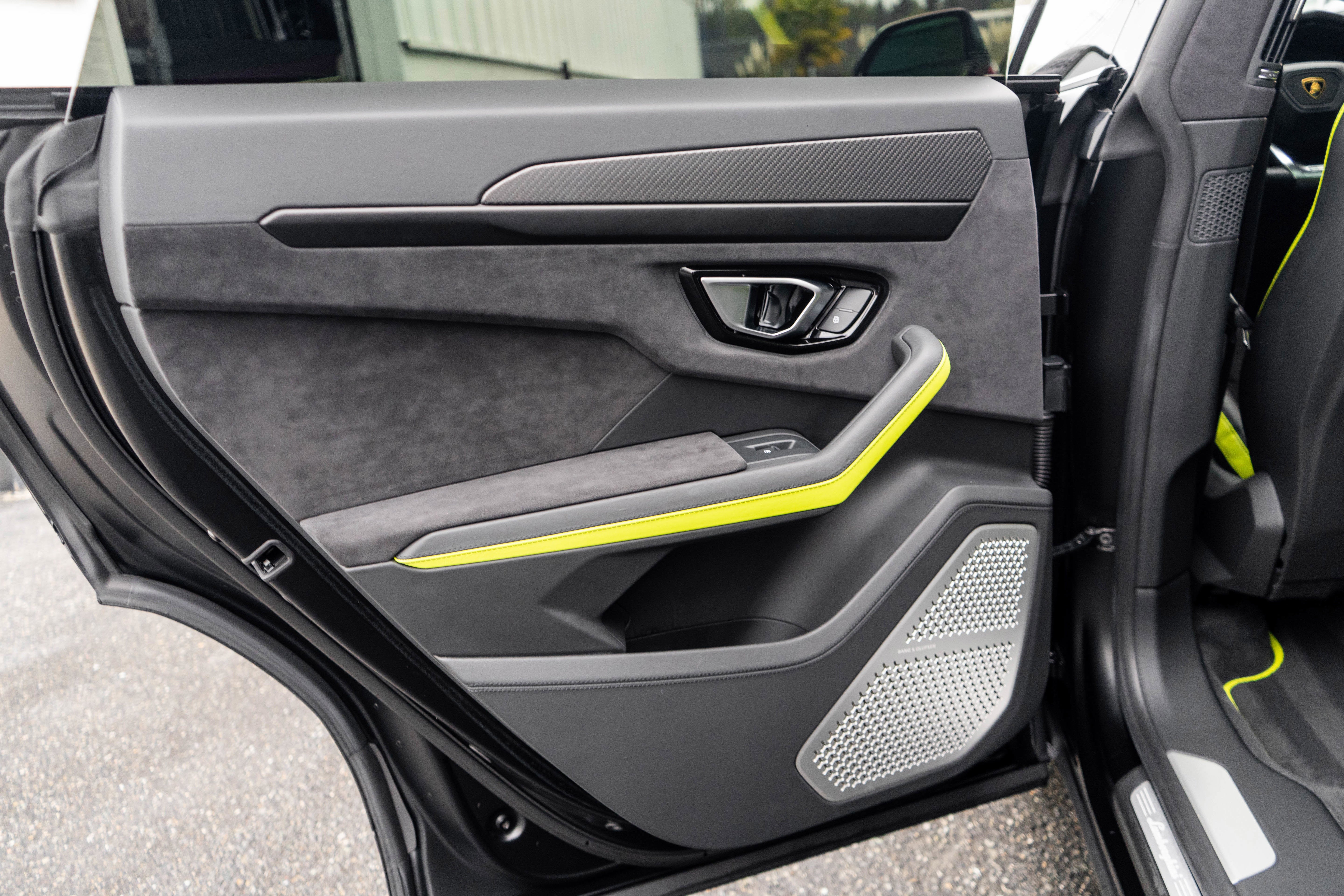 2021 Lamborghini Urus Graphite Capsule