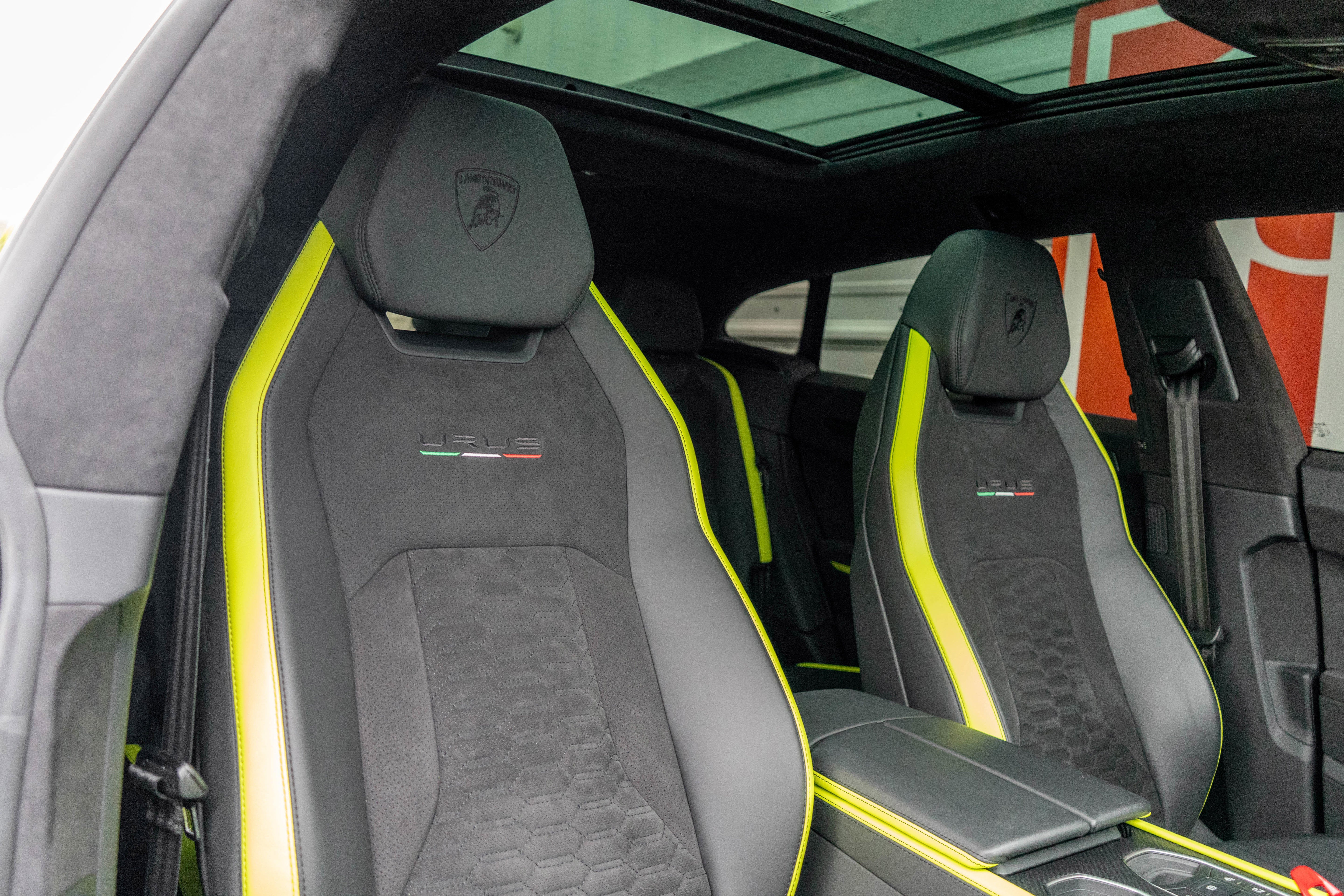 2021 Lamborghini Urus Graphite Capsule