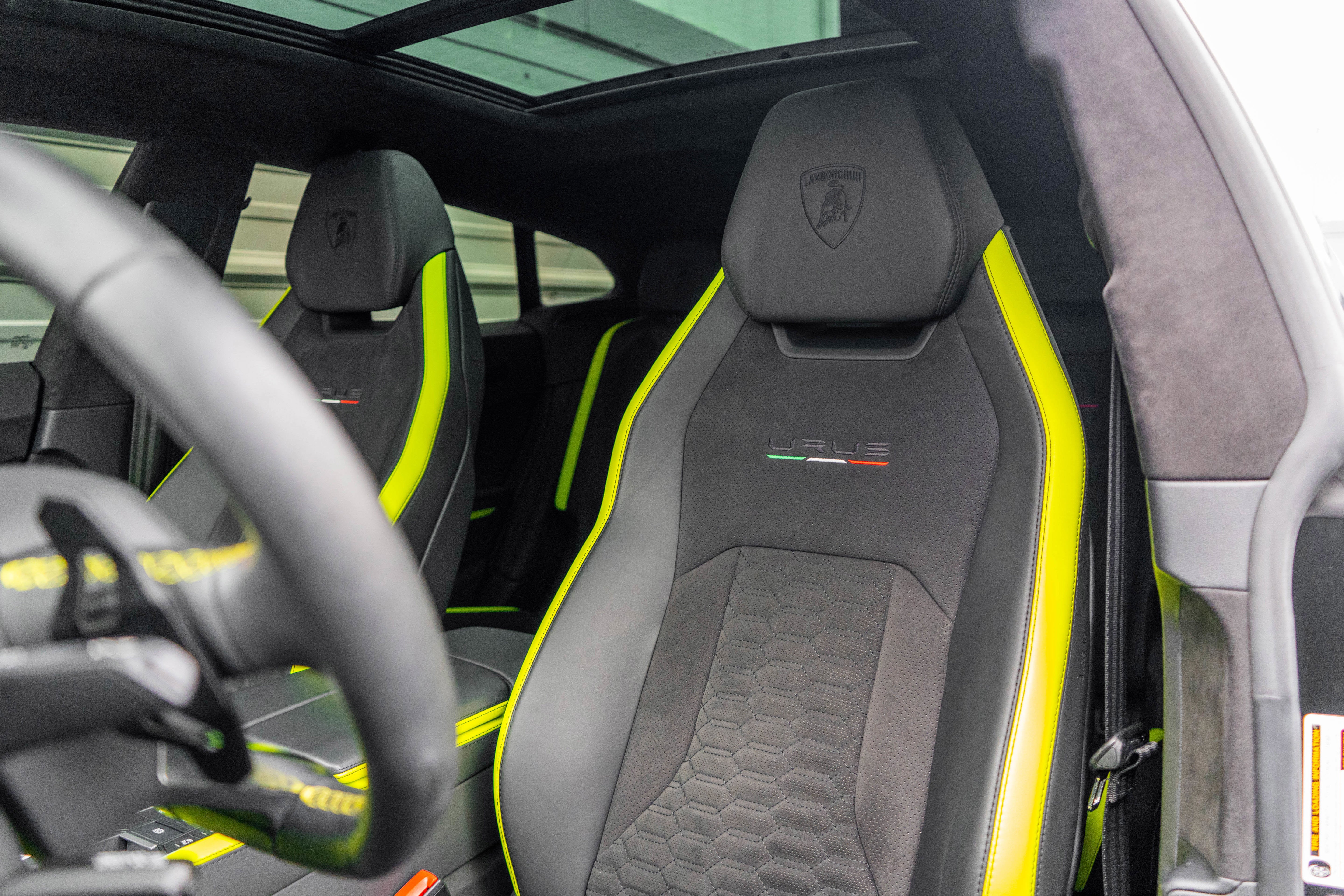 2021 Lamborghini Urus Graphite Capsule
